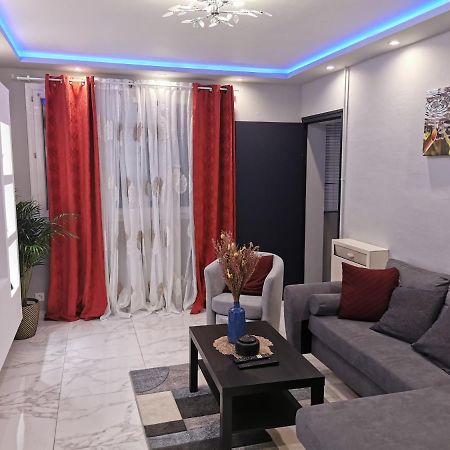 Appartement Meubles A Villeurbanne Lyon Экстерьер фото