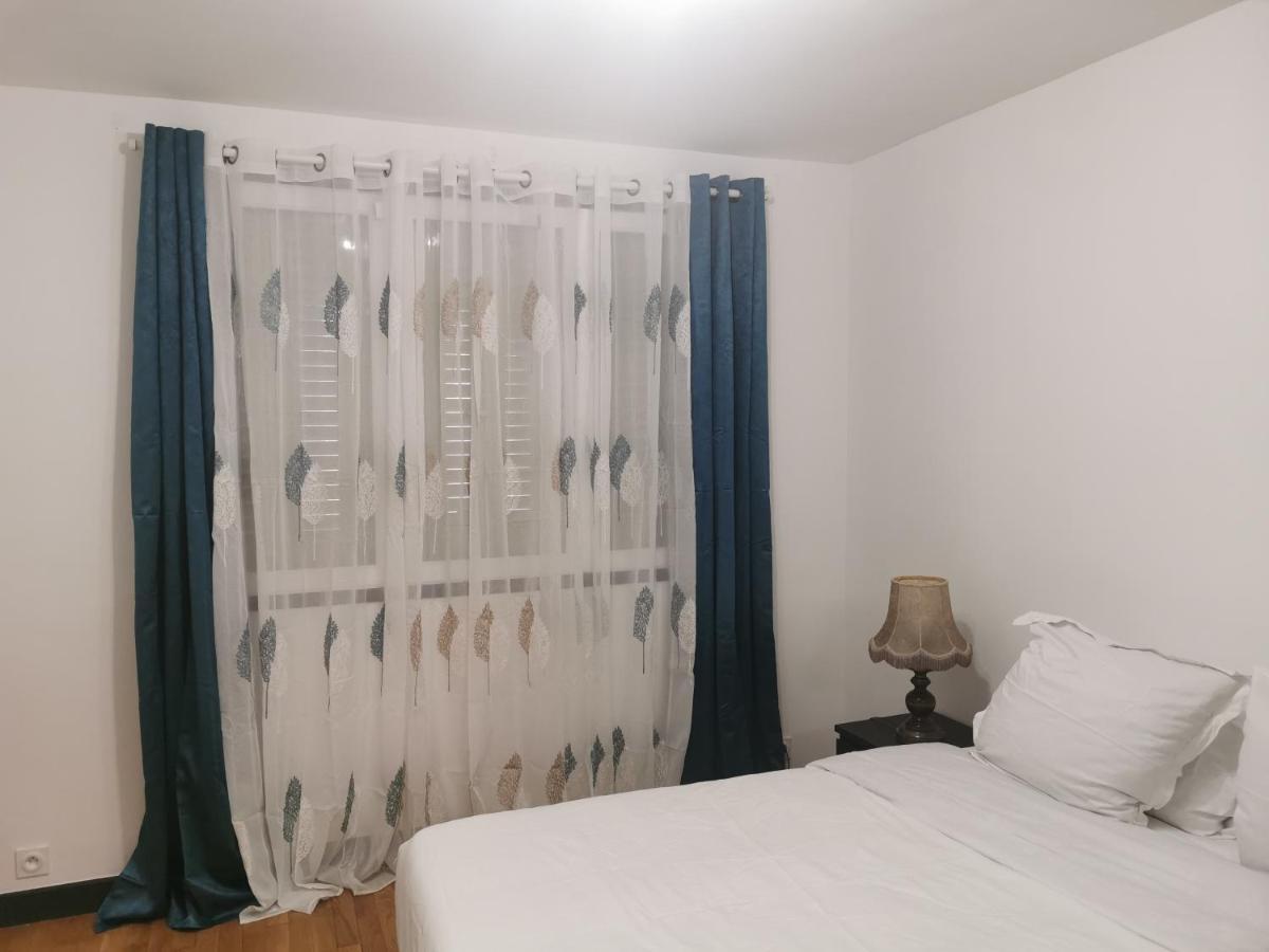 Appartement Meubles A Villeurbanne Lyon Экстерьер фото